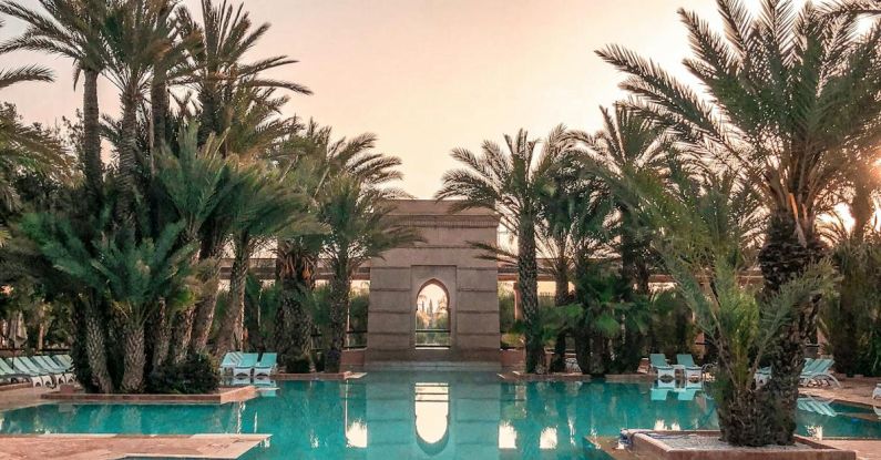Luxury - Swimming Pool Surrounded Trees