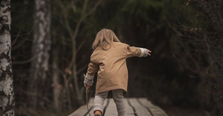 Child-Friendly - Free stock photo of family, kid, moody